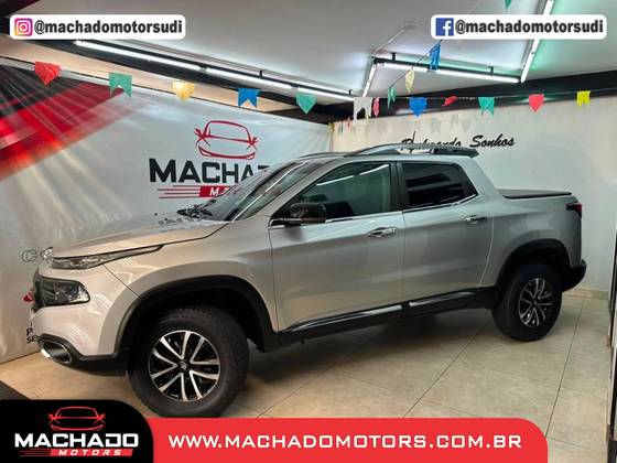 FIAT TORO 1.8 16V EVO FLEX FREEDOM AT6 FIAT TORO 1.8 16V EVO FLEX FREEDOM AT6